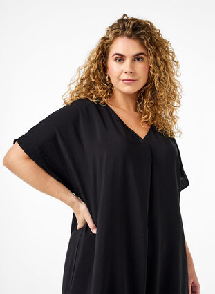 Zizzi Kleid aus Viskose mit V-Ausschnitt, Black, Model image number 2