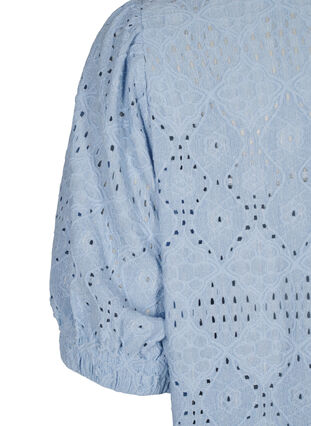 Zizzi Kurzes Kleid mit V-Ausschnitt und Lochmuster, Cashmere Blue, Packshot image number 3