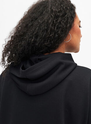 Zizzi Sweatshirtkleid mit kurzen Ärmeln aus Modal-Mix, Black, Model image number 2