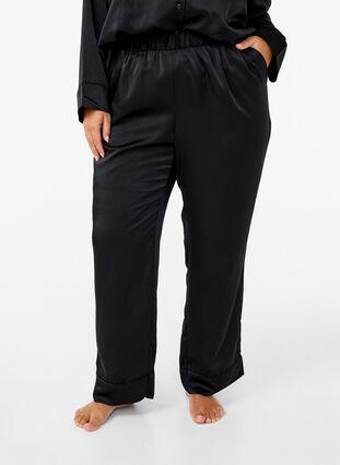 Zizzi Pyjama-Hose aus Satin mit elastischem Bund, Black, Model image number 2