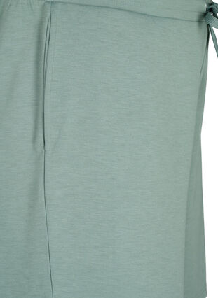 Zizzi Shorts aus Modalmischung mit Taschen, Chinois Green, Packshot image number 3