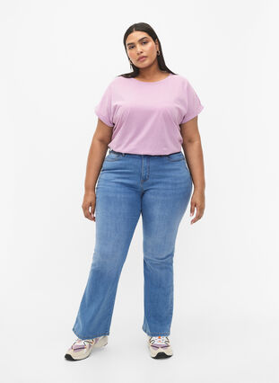 Zizzi Kurzärmliges T-Shirt aus einer Baumwollmischung, Lavender Mist, Model image number 2