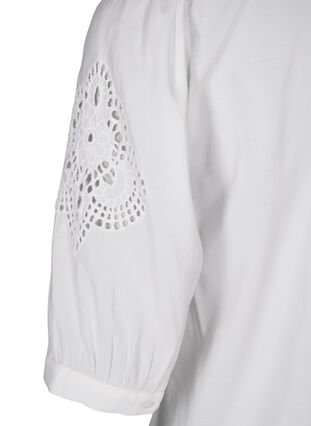 Zizzi Hemdbluse mit Rüschen und Lochstickereien, Bright White, Packshot image number 3