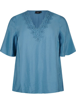 Zizzi Viskose-Bluse mit V-Ausschnitt und Stickdetail, Blue Heaven, Packshot image number 0