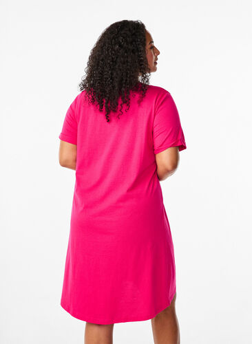 Zizzi T-Shirt-Kleid aus Baumwolle, Bright Rose, Model image number 1