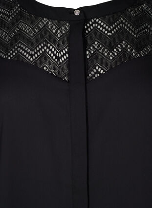 Zizzi  Hemdbluse mit kurzen Spitzenärmeln, Black, Packshot image number 2