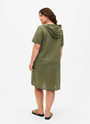 Zizzi Kapuzenkleid aus Baumwollmischung mit Leinen, Deep Lichen Green, Model image number 1
