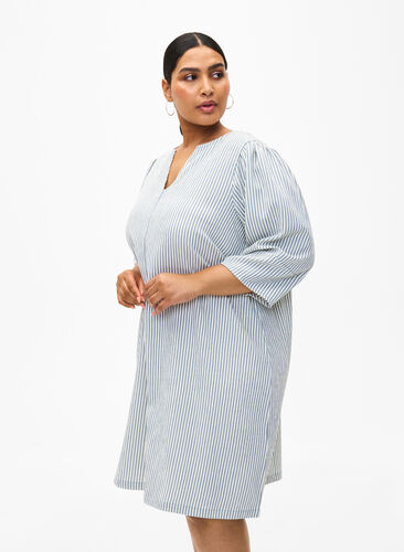 Zizzi Gestreiftes Kleid mit 3/4-Ärmeln, Blue Stripe, Model image number 0