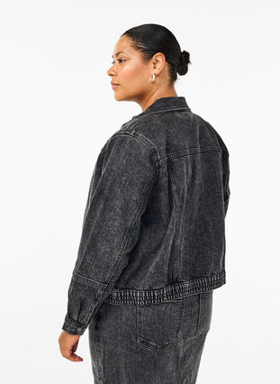 Zizzi Denim-Jacke mit verdecktem Reißverschluss, Dark Grey Denim, Model image number 1