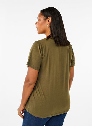 Zizzi FLASH - T-Shirt mit Motiv, Olive Night Flower, Model image number 1