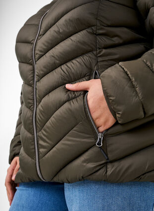 Zizzi Leichte Jacke mit Kapuze, Beluga, Model image number 2