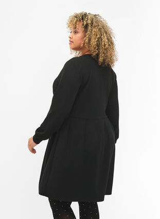 Zizzi A-Linien Kleid mit V-Ausschnitt, Black, Model image number 1