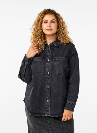 Zizzi Jeanshemd mit Knöpfen und Brusttaschen, Dark Grey Denim, Model image number 0