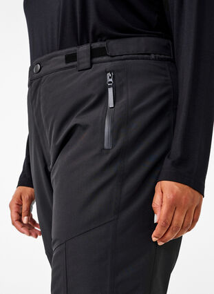 Zizzi Skihose mit Taschen und verstellbarer Taille, Black, Model image number 3