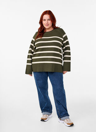 Zizzi Gestreifte Strickbluse mit Rundhalsausschnitt, D. Bag Birch Stripe, Model image number 2