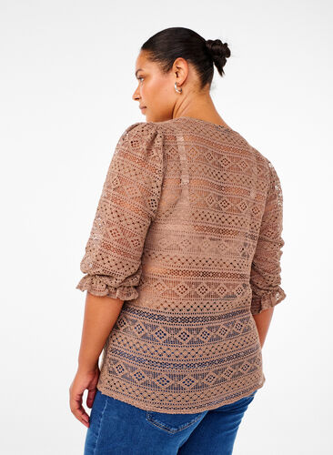 Zizzi Bluse mit Lochmuster und 3/4-Ärmeln, Fossil , Model image number 1