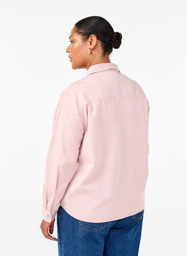 Zizzi Unifarbenes Jeanshemd mit Brusttaschen, Pale Mauve, Model image number 1