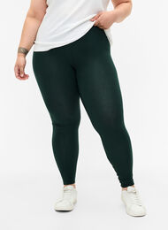 Basic-Leggings aus Viskose, Scarab, Model