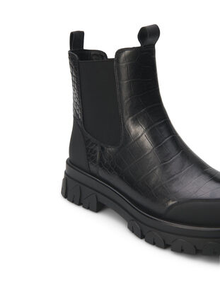 Zizzi Extra-Weite – Croco Chelsea-Stiefel aus Leder, Black, Packshot image number 4