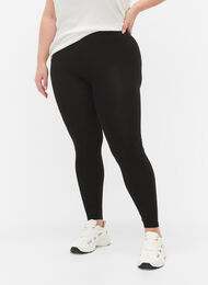 Basic-Leggings aus Viskose, Black, Model