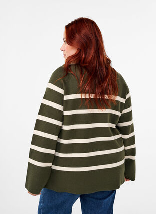 Zizzi Gestreifte Strickbluse mit Rundhalsausschnitt, D. Bag Birch Stripe, Model image number 1