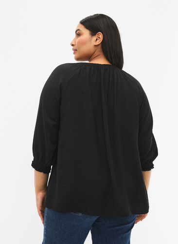 Zizzi A-förmige Viskosebluse mit 3/4 Ärmeln, Black, Model image number 1