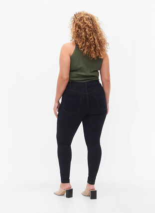 Zizzi Extra schmale Amy Jeans mit hoher Taille, Tobacco Un, Model image number 1