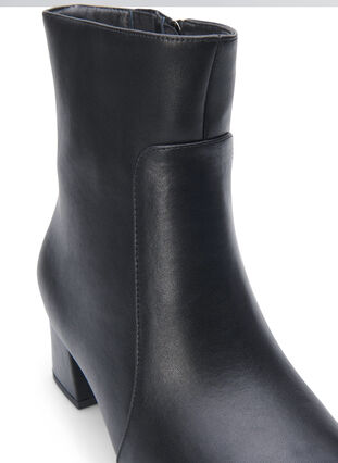 Zizzi Extra-Weite - Knöchenstiefel aus Leder mit Absatz, Black, Packshot image number 3