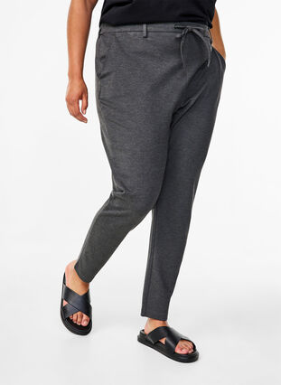 Zizzi Cropped Maddison Hose, Dark Grey Melange, Model image number 2