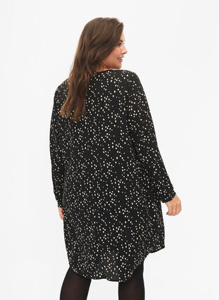 Zizzi Kleid mit V-Ausschnitt und Aufdruck, Black Dot AOP, Model image number 1