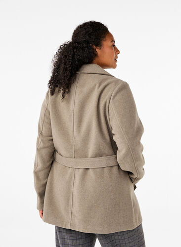 Zizzi Kurze Wolljacke mit Gürtel, Desert Taupe Mel., Model image number 1