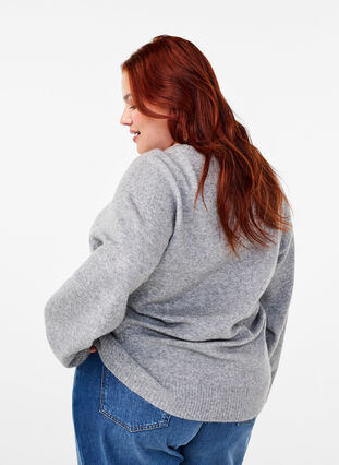 Zizzi Strickbluse mit Rundhalsausschnitt und Mittelnaht, Light Grey Melange, Model image number 1