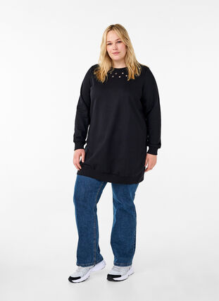 Zizzi Sweat-Tunika mit Metalldetails, Black, Model image number 2