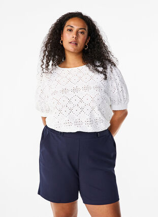 Zizzi  Kurzärmelige Bluse mit Lochmuster, Bright White, Model image number 0