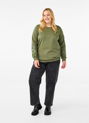 Zizzi Sweatshirt mit Blumenstickereien, D. L. Green W. emb., Model image number 2