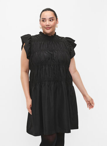 Zizzi Kleid mit Rüschen und elastischen Schnittlinien, Black, Model image number 0