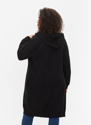 Zizzi Lange Sweatjacke aus Baumwolle mit Kapuze, Black, Model image number 1