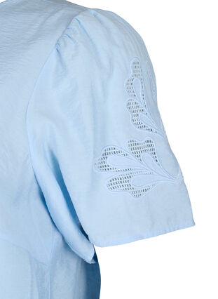 Zizzi  Kurzarm-Bluse aus Viskose mit Stickerei, Chambray Blue, Packshot image number 3