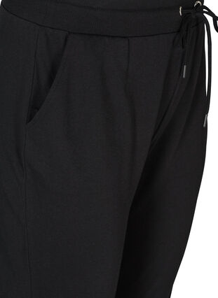 Zizzi Lockere Trainingshose mit Taschen, Black, Packshot image number 2