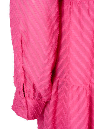 Zizzi Strukturiertes kurzes Kleid mit Rüschenkragen, Magenta, Packshot image number 3