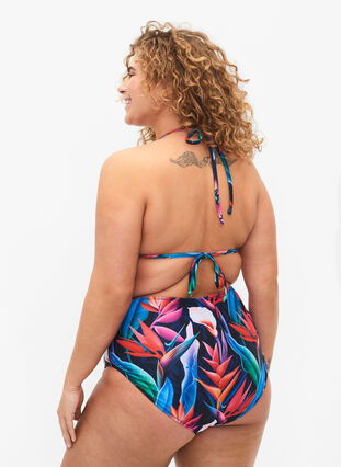 Zizzi Bikini-Hose mit Print und hoher Taille, Bright Leaf, Model image number 1