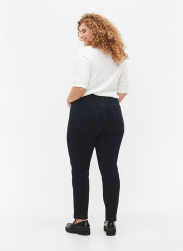 Zizzi Slim Fit Emily Jeans mit normaler Taillenhöhe, Unwashed, Model image number 1