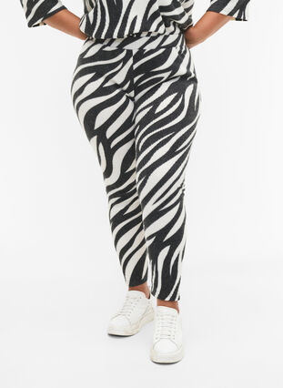 Zizzi Leggings mit Zebra-Print, White Zebra, Model image number 2