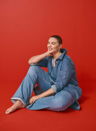 Zizzi Kurzes Jeanskleid in A-Linie mit langen Ärmeln, Blue Denim, Image image number 0