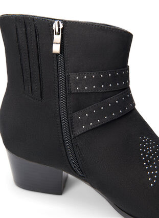 Zizzi Extra-Weite - Stiefelette mit Nieten und Schnallen, Black, Packshot image number 4