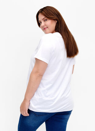 Zizzi Baumwoll-T-Shirt mit Folien-Druck, B. White w. Believe, Model image number 1