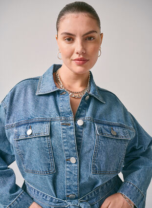 Zizzi Denim-Jacke mit Bindegürtel, Blue Denim, Image image number 1