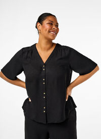 Hemdbluse mit V-Ausschnitt und kurzen Ärmeln, Black, Model