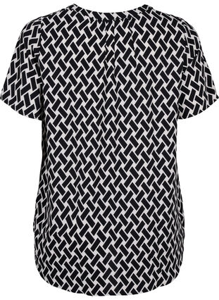 Zizzi Bluse mit kurzen Ärmeln und V-Ausschnitt , Black Graphic AOP, Packshot image number 1