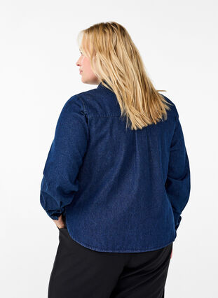 Zizzi Denim-Jacke mit Brusttasche, Unwashed Denim, Model image number 1